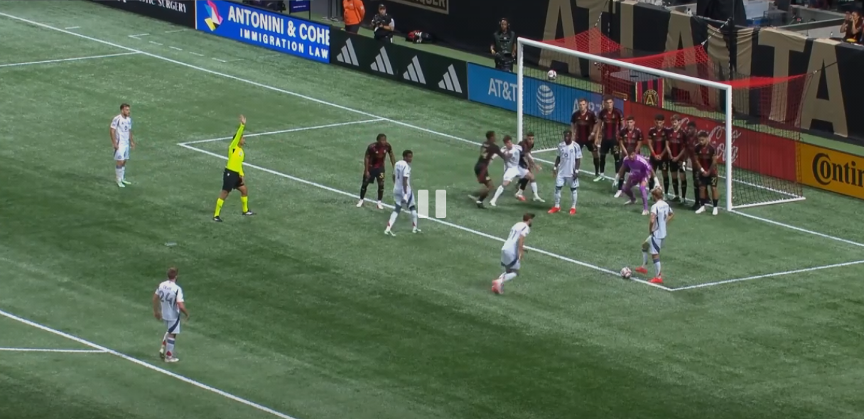 https://static.toronews.net/2026/10/Copertina-video-Gazzetta-MLS-gol-su-punizione-di-seconda-con-otto-portieri-aaa869b275da.png MLS, il gol su punizione di seconda con… otto “portieri” (VIDEO)
