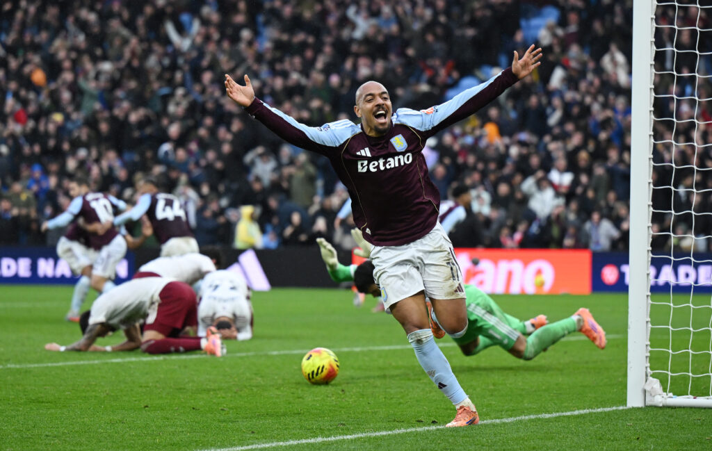Aston Villa v Arsenal - Premier League