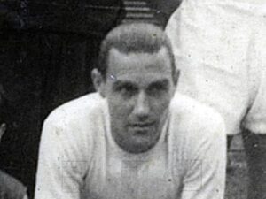 File written by Adobe Photoshop? 4.0